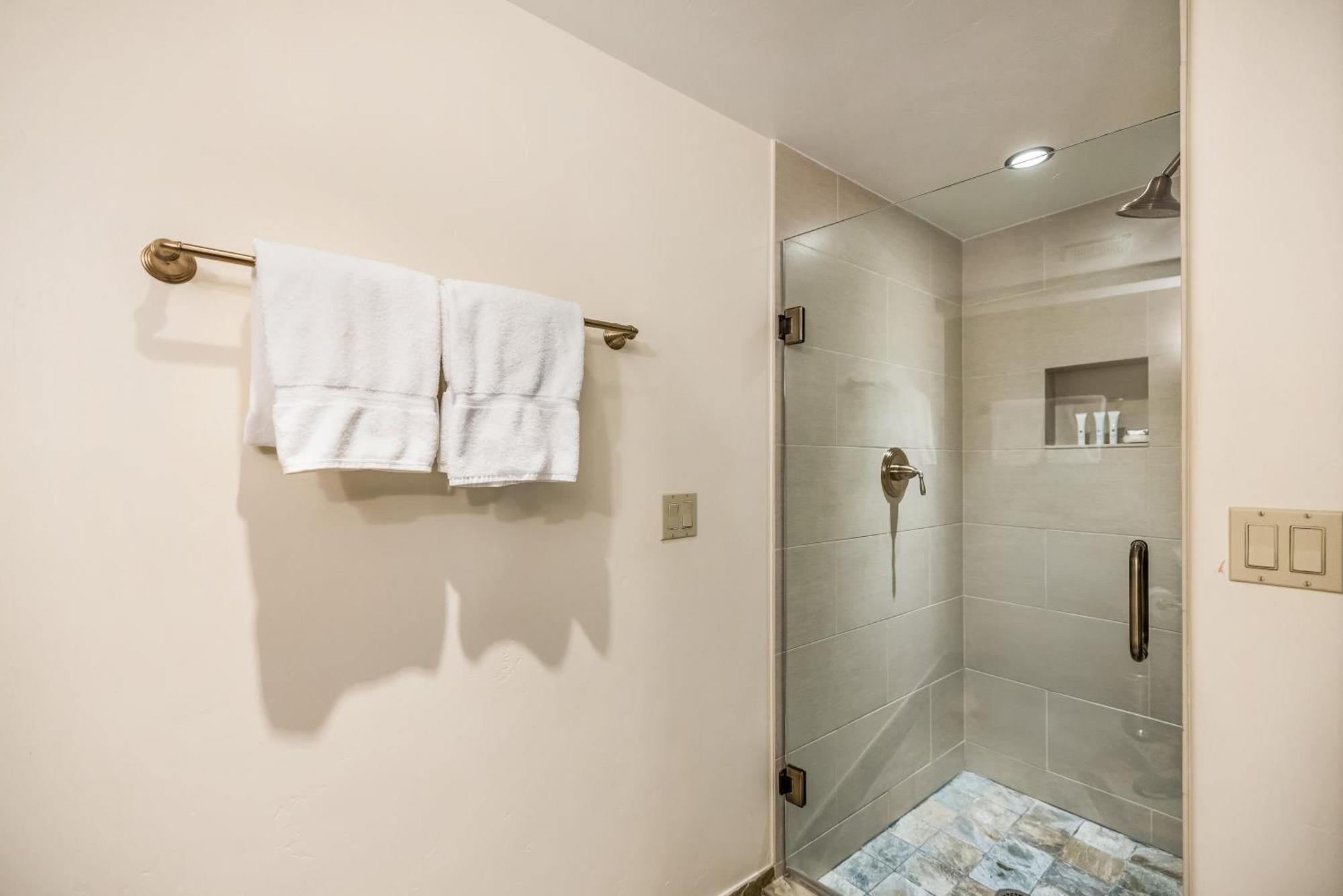 Spacious Luxury Unit At Lionshead Village In ベール エクステリア 写真