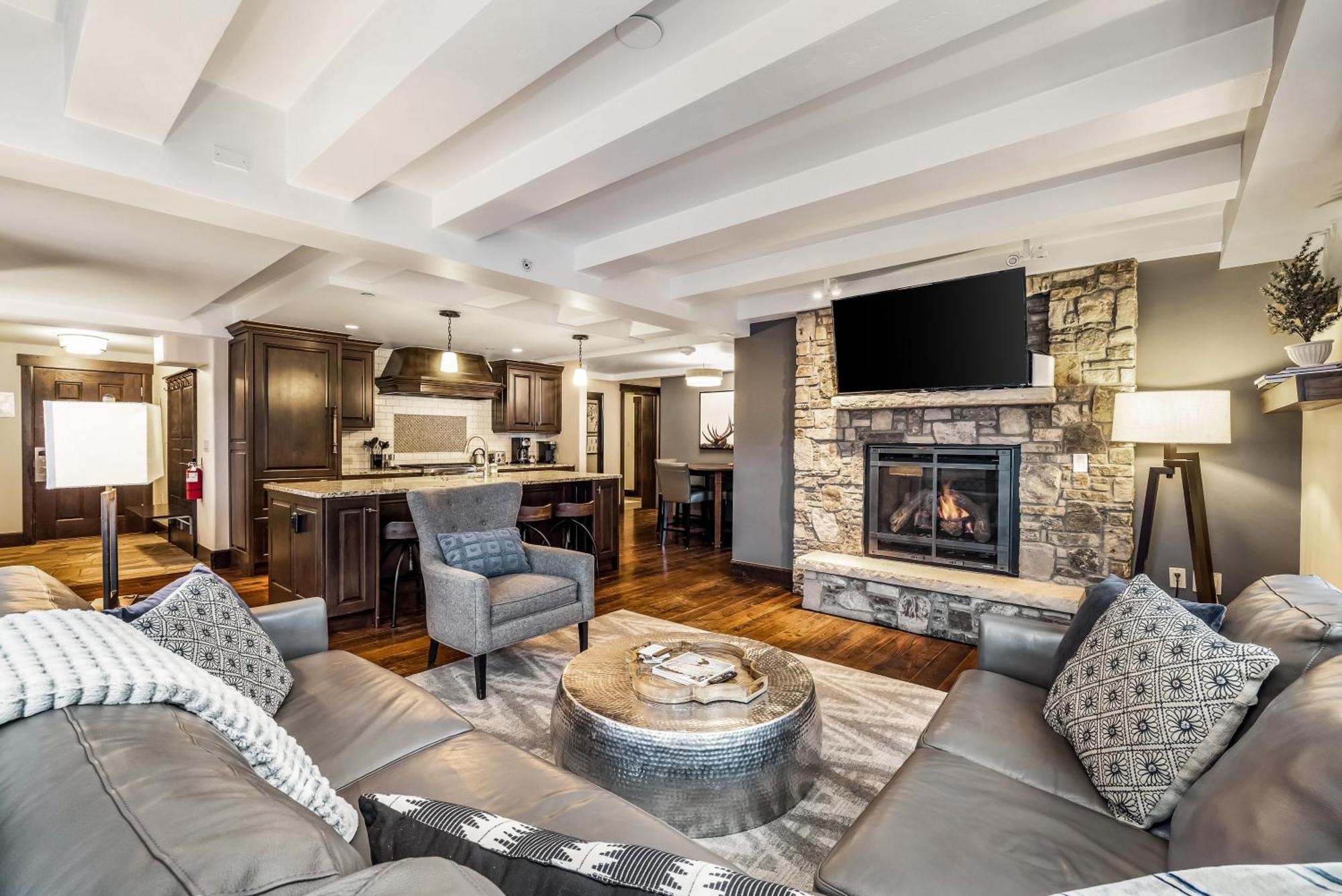 Spacious Luxury Unit At Lionshead Village In ベール エクステリア 写真