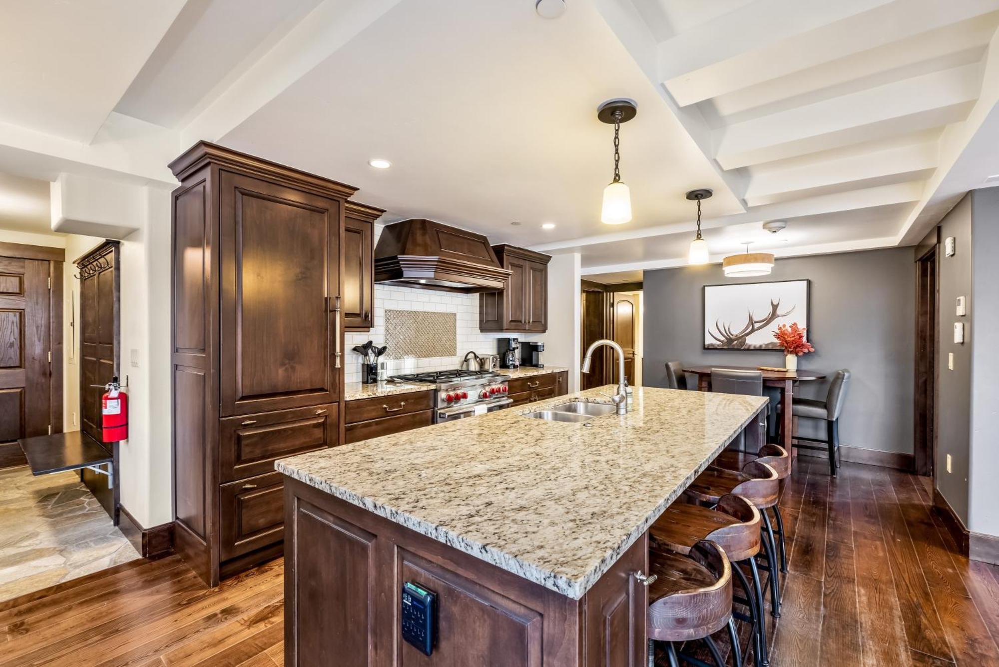 Spacious Luxury Unit At Lionshead Village In ベール エクステリア 写真