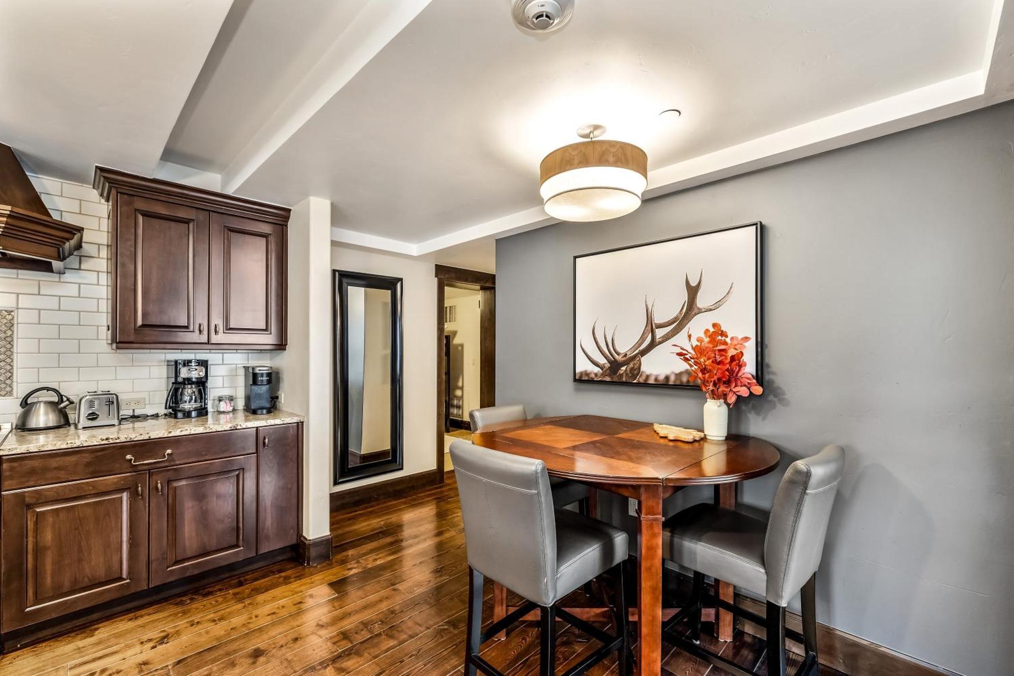 Spacious Luxury Unit At Lionshead Village In ベール エクステリア 写真